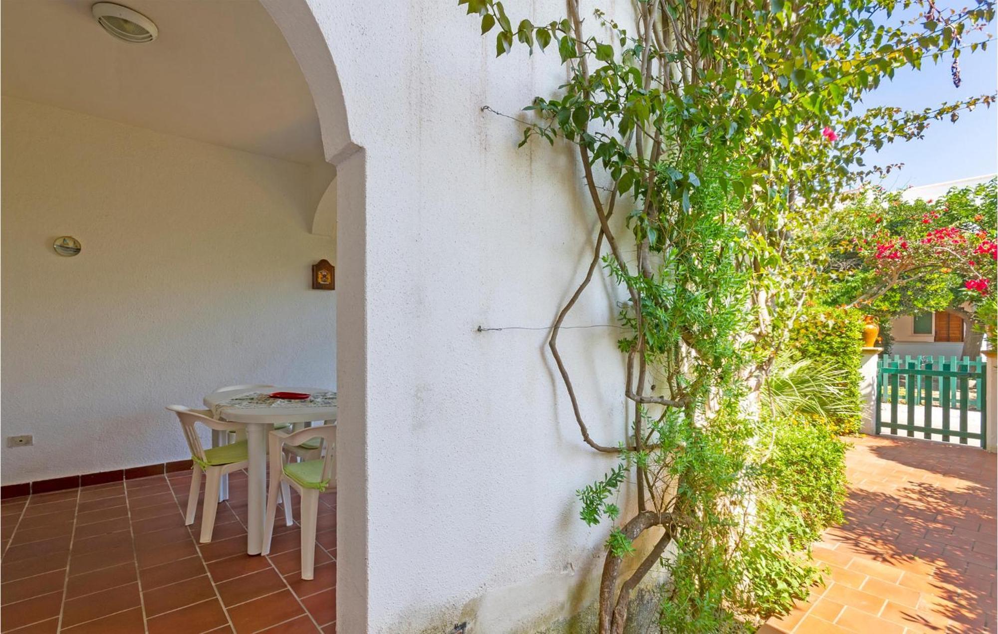 Awesome Home In Manduria With Kitchen Exterior photo